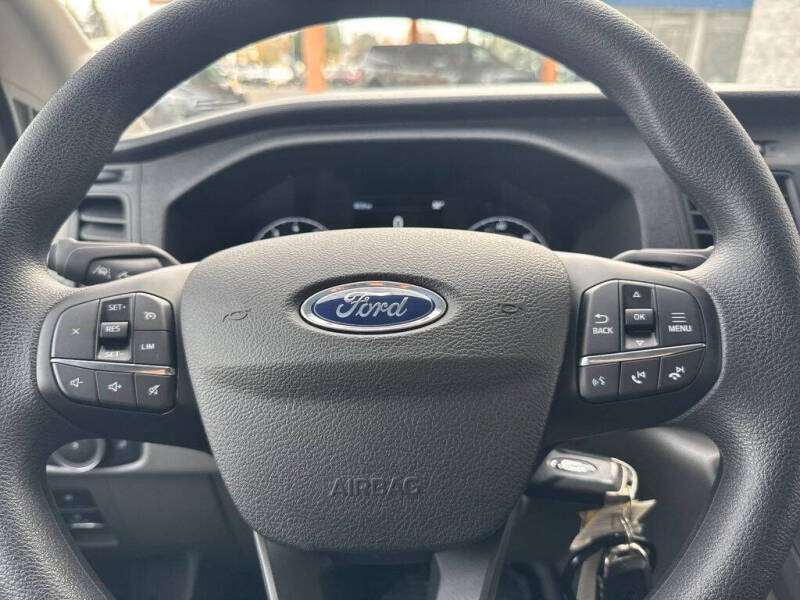 2025 Ford Transit 250