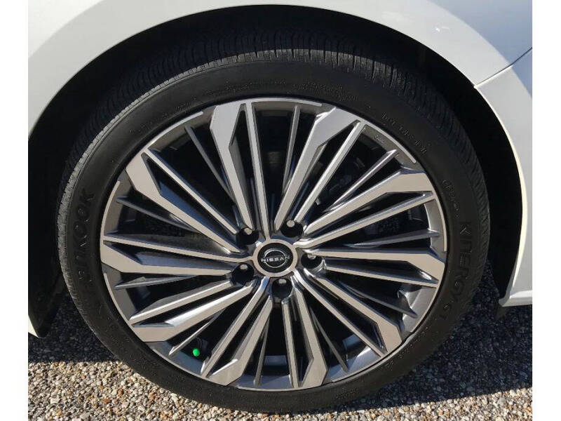 2024 Nissan Altima 2.5 SL