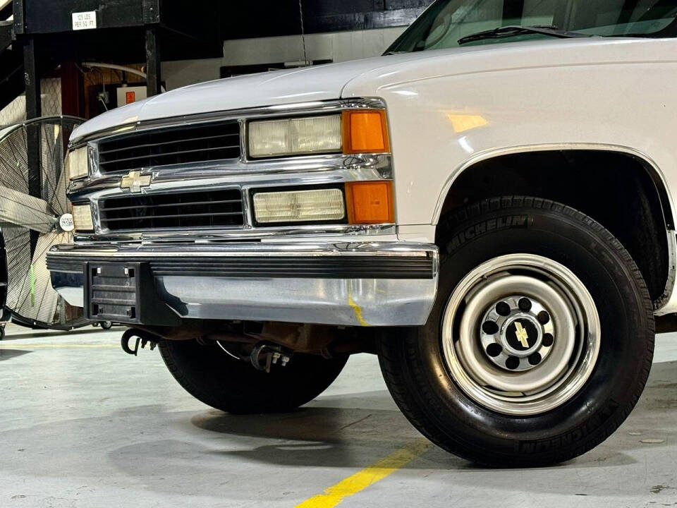 2000 Chevrolet C/K 3500 Series for sale at Carnival Car Company in Victoria, TX