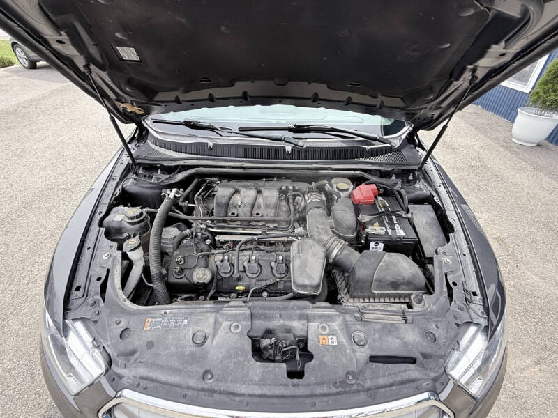 2019 Ford Taurus SEL