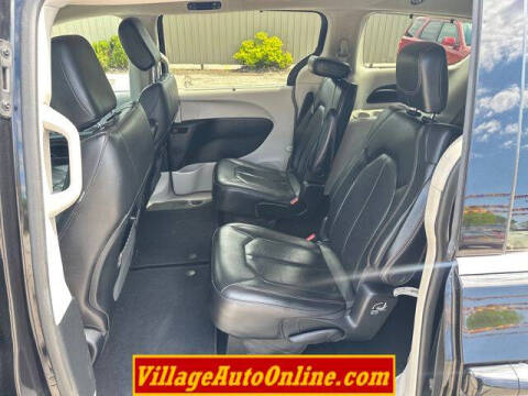 2020 Chrysler Pacifica Touring L
