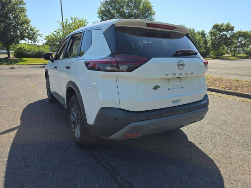 2022 Nissan Rogue S