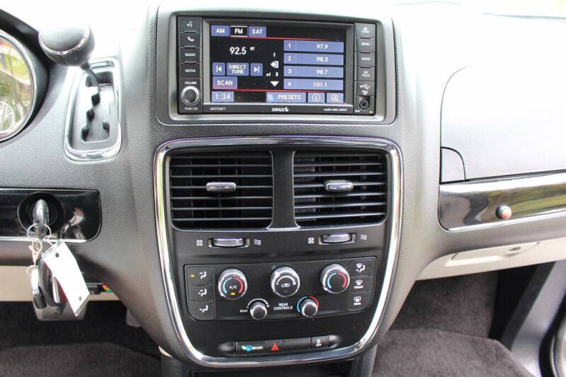 2017 Dodge Grand Caravan SXT