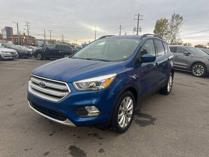 2019 Ford Escape SEL photo 4