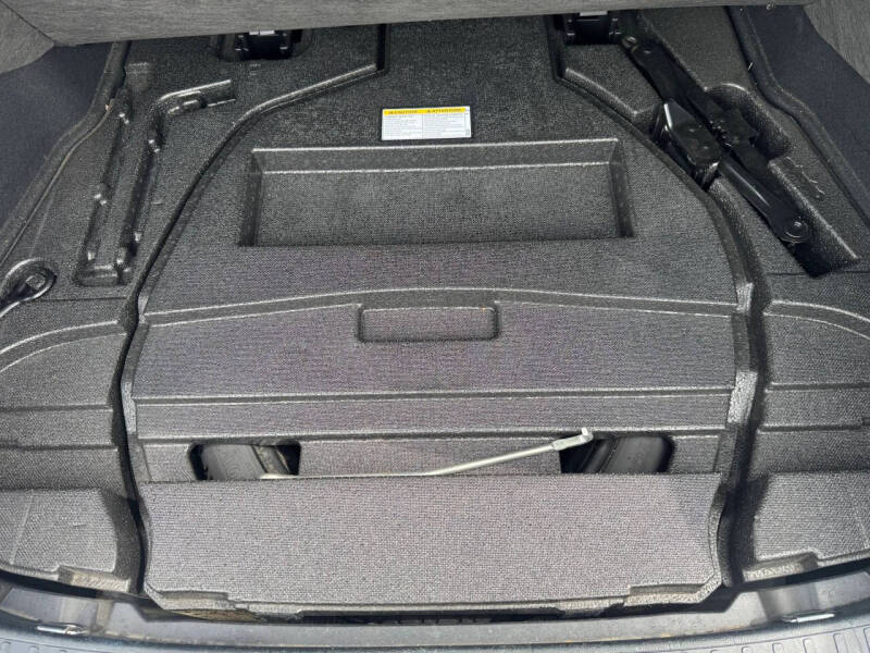 2016 Toyota Prius Two