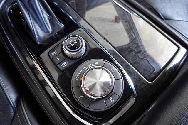 2021 Infiniti QX80 Luxe