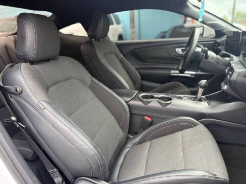 2024 Ford Mustang EcoBoost Premium