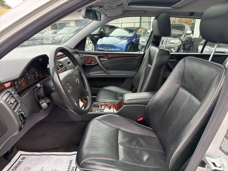 2000 Mercedes-Benz E-Class E 320 4MATIC