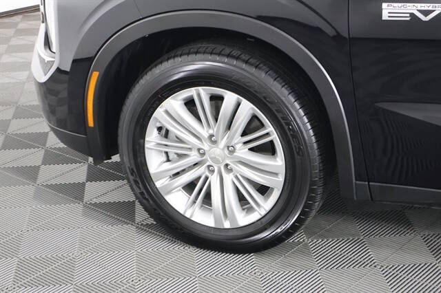 2025 Mitsubishi Outlander PHEV ES