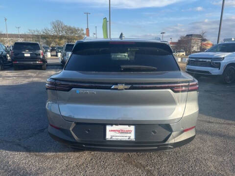 2026 Chevrolet Equinox EV LT 2