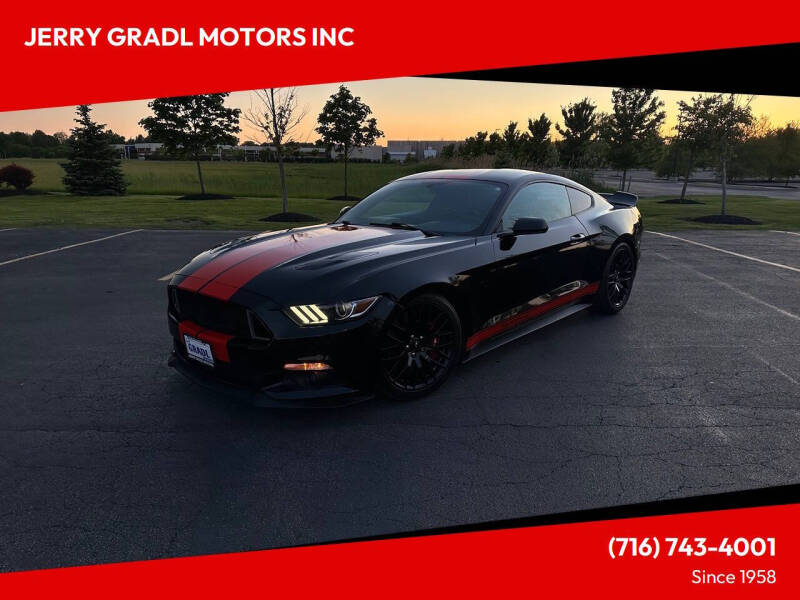2015 Ford Mustang GT Coupe's photo