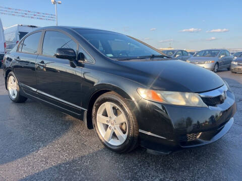 2011 Honda Civic for sale at VIP Auto Sales & Service in Franklin OH