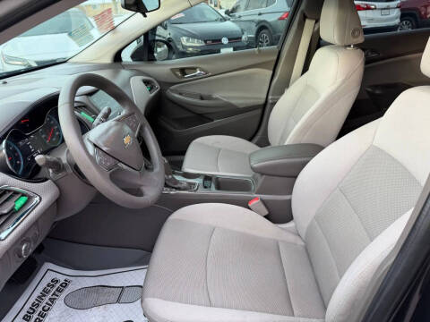 2017 Chevrolet Cruze LT Auto