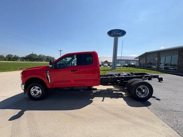 2025 Ford F-350 Super Duty XLT