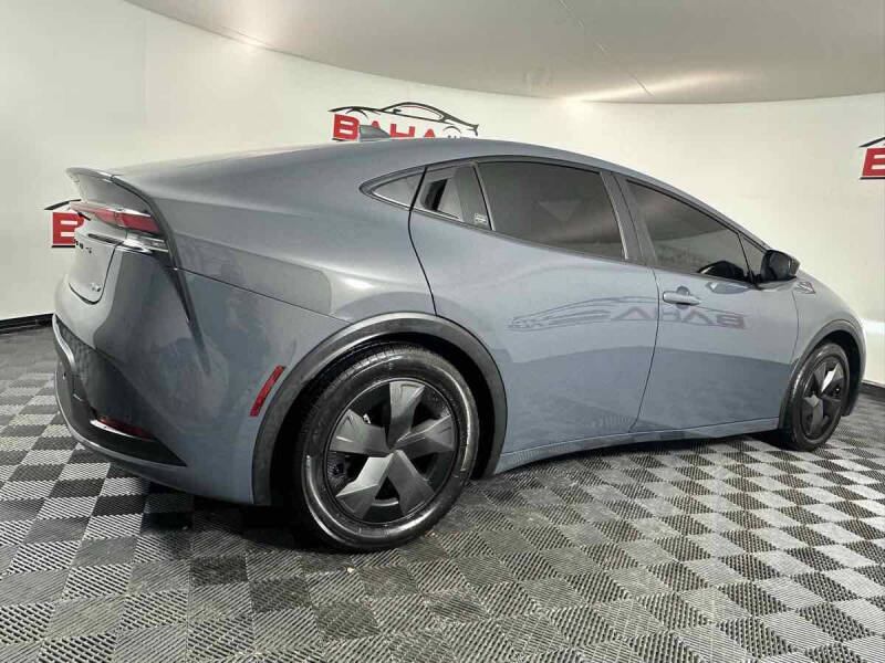 2024 Toyota Prius LE