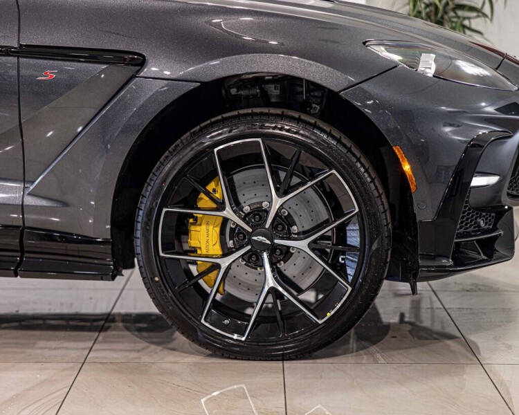 2026 Aston Martin DBX S