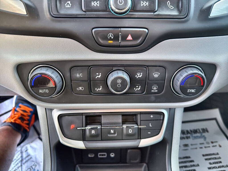 2023 GMC Terrain SLE