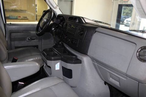 2009 Ford E-Series E-350 SD