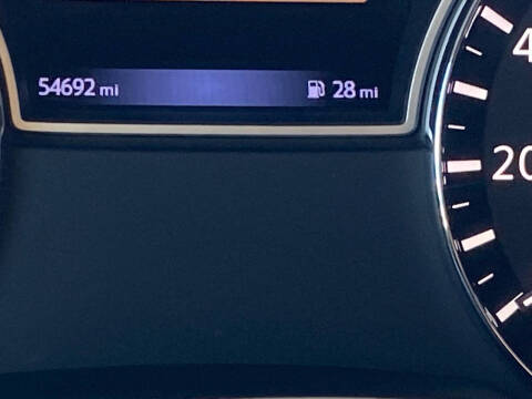 2017 Nissan Pathfinder Platinum