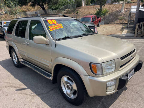2000 Infiniti QX4 for sale at 1 NATION AUTO GROUP in Vista CA