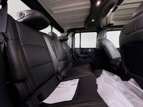 2025 Jeep Gladiator High Tide