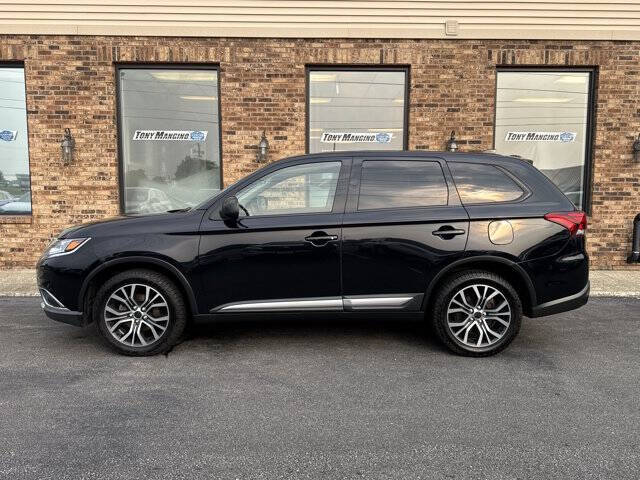 2017 Mitsubishi Outlander ES