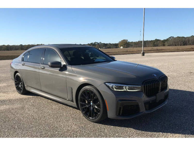 2022 BMW 7 Series 740i