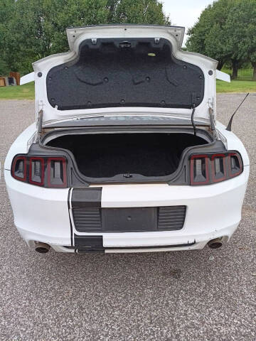 2014 Ford Mustang V6