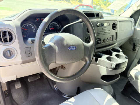 2010 Ford E-Series E-250