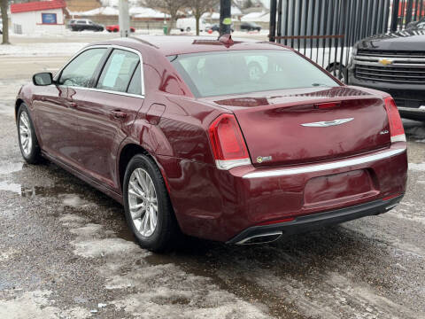 2017 Chrysler 300 Limited