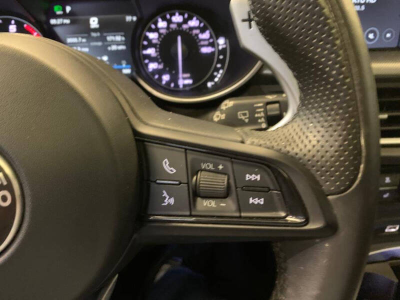 2023 Alfa Romeo Stelvio Veloce