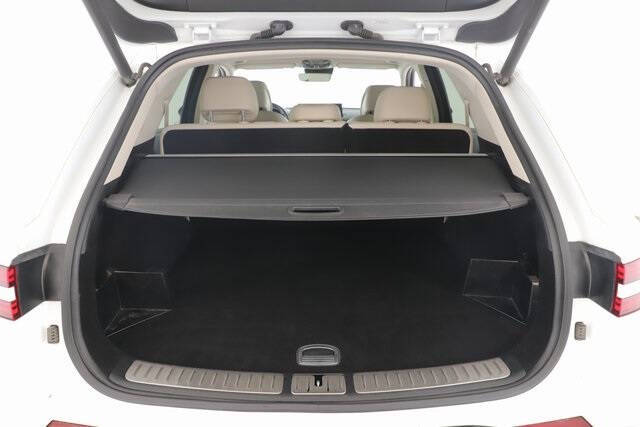 2022 Genesis GV70 2.5T Standard