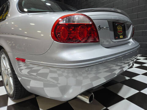 2005 Jaguar S-Type R