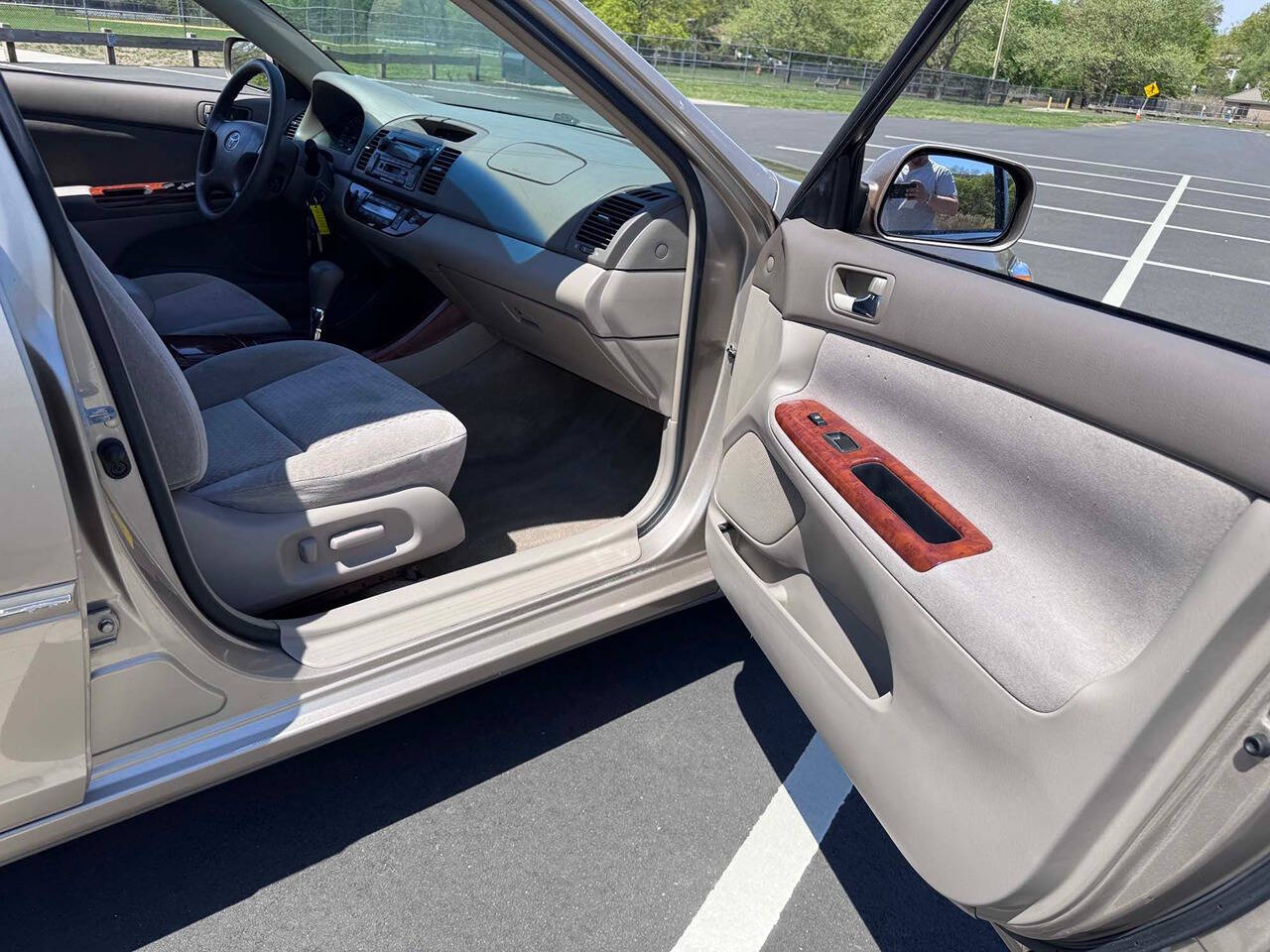 2002 Toyota Camry 16