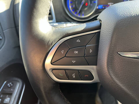 2018 Chrysler 300 Limited