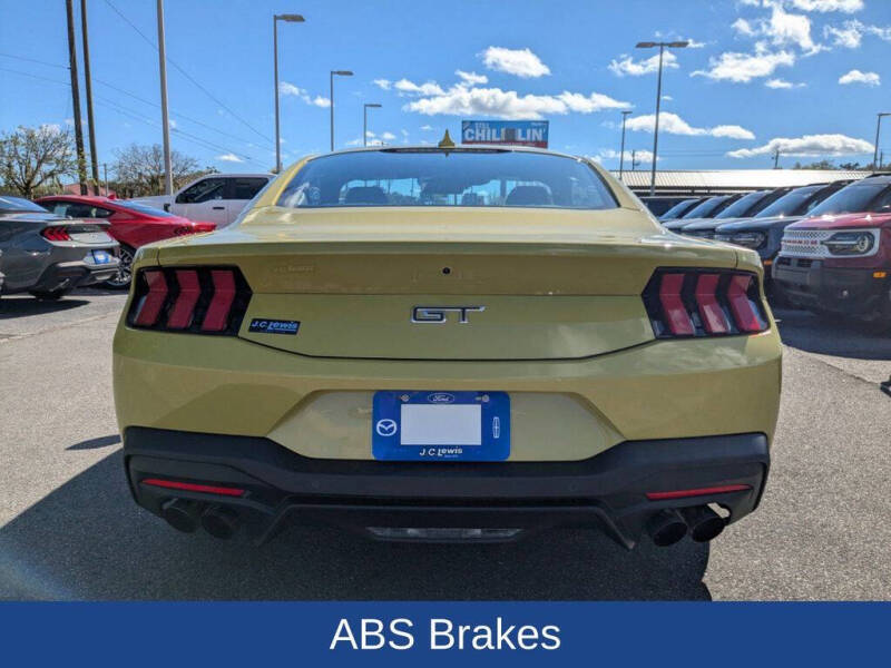 2025 Ford Mustang GT Premium