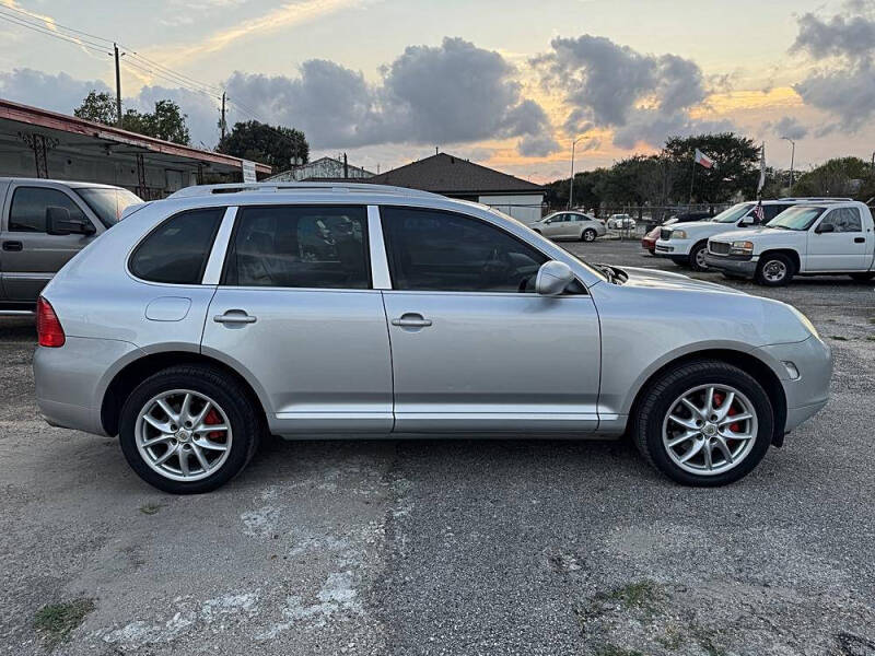 2004 Porsche Cayenne Turbo