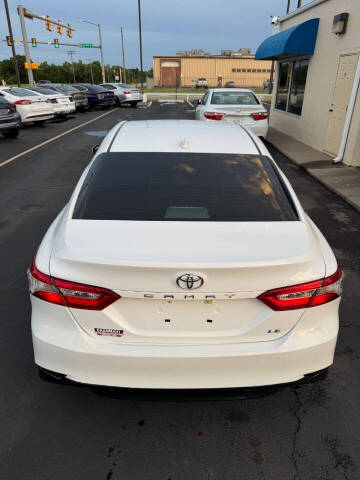 2019 Toyota Camry LE