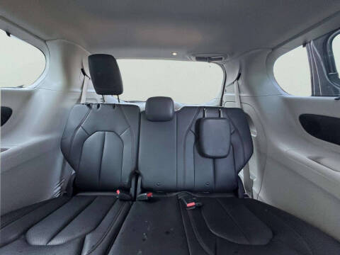 2018 Chrysler Pacifica Touring L Plus