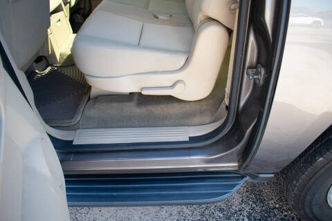 2012 Chevrolet Suburban LS