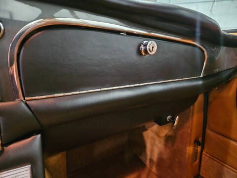 1966 Aston Martin DB6