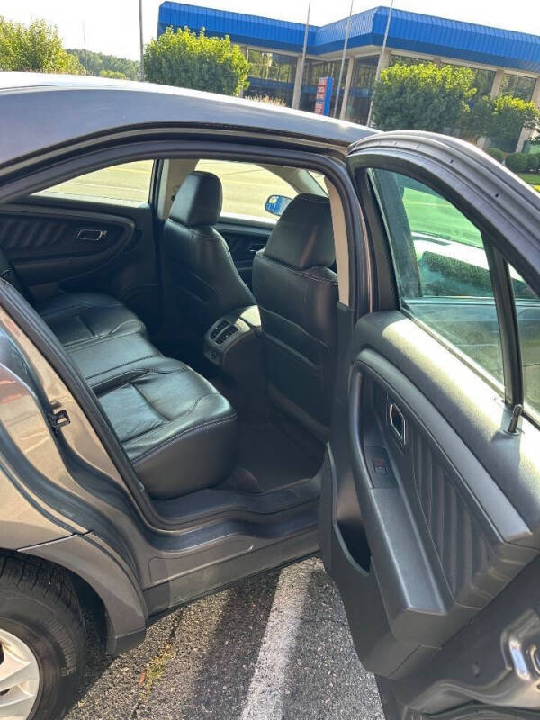 2012 Ford Taurus SEL