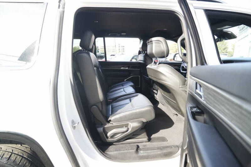 2023 Jeep Wagoneer L Series II