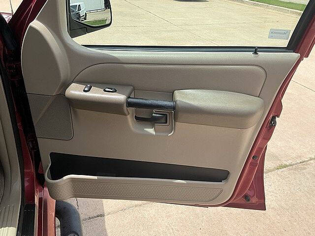 2005 Ford Explorer Sport Trac