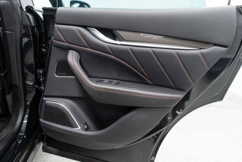 2023 Maserati Levante Modena