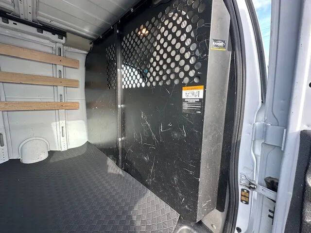 2023 GMC Savana 2500