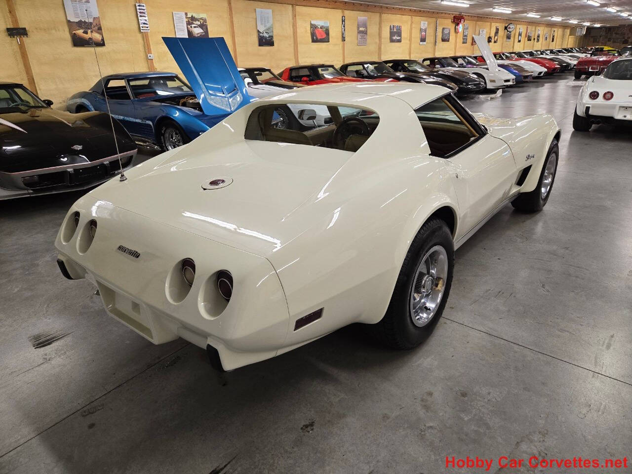 1976 Chevrolet Corvette 38