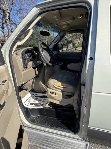 2006 Ford E-Series E-150 XL