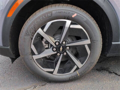 2026 Chevrolet Equinox EV LT 2