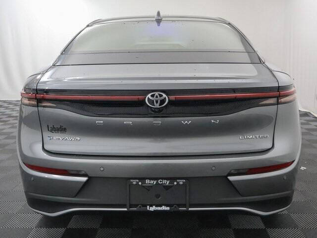 2024 Toyota Crown Limited